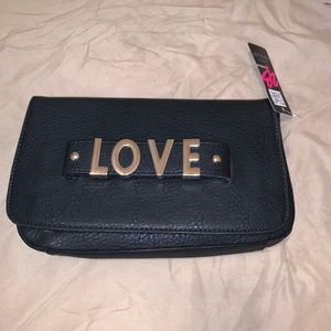 2b Bebe love clutch